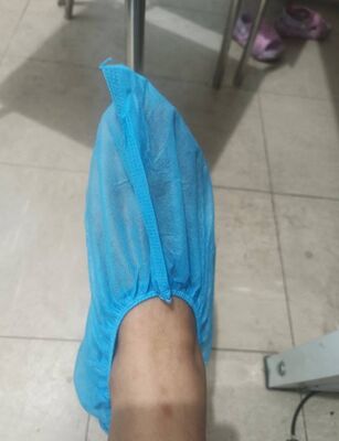 Giá tốt Một lần sử dụng không dệt giày phủ lớp bệnh viện chống trượt trực tuyến
