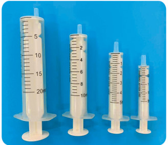 Giá tốt Tiêm dùng một lần không có chất gây cháy 2 phần Luer Slip 10 Ml 20 Ml Tiêm thuốc không có kim trực tuyến